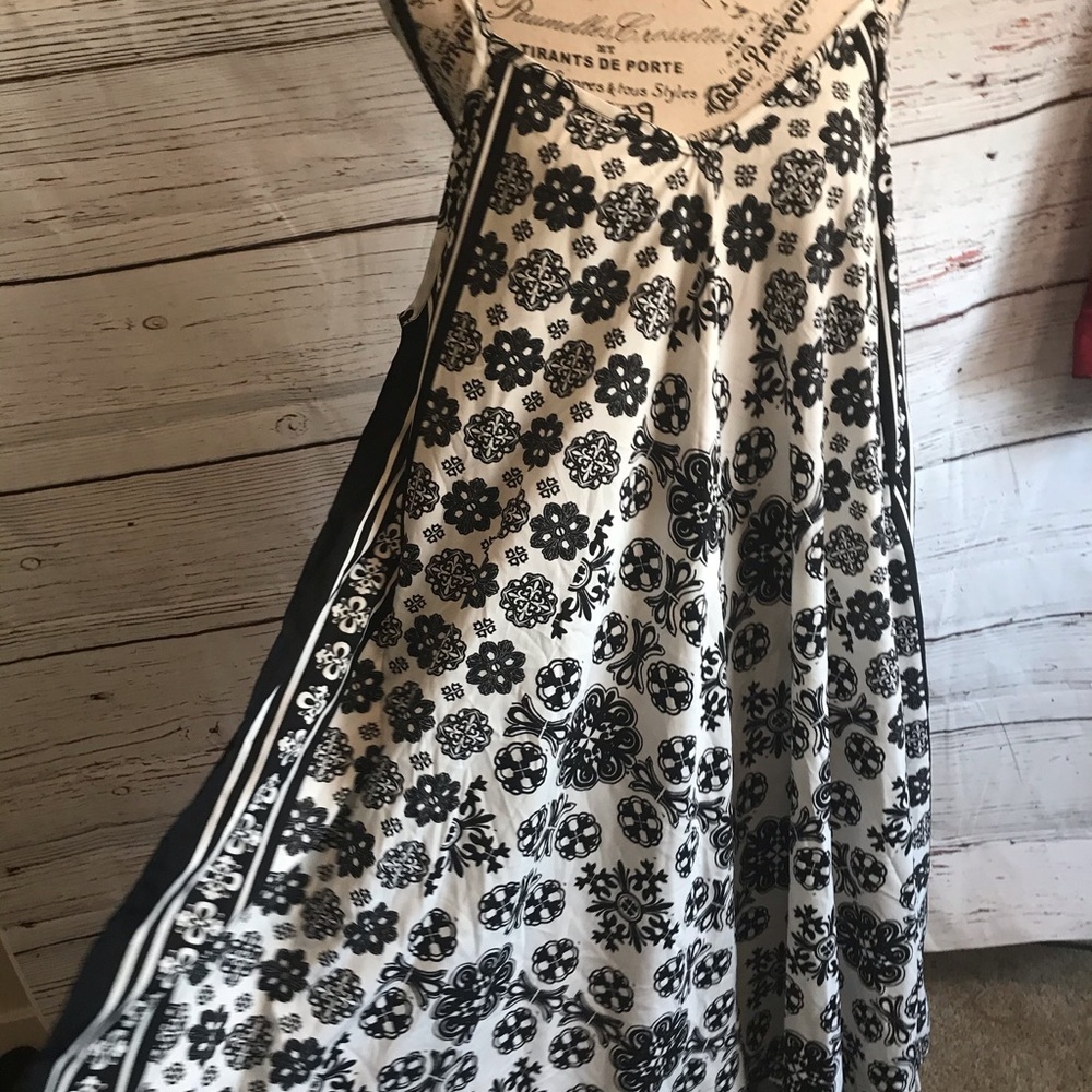 - - J glee handkerchief dress black and white